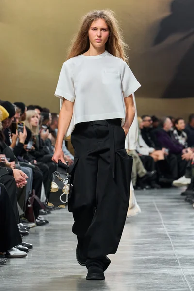 Look 62